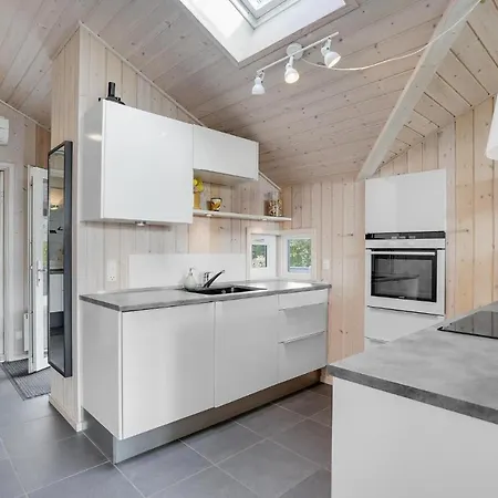 Strandhus I Hemmet Med Sauna *